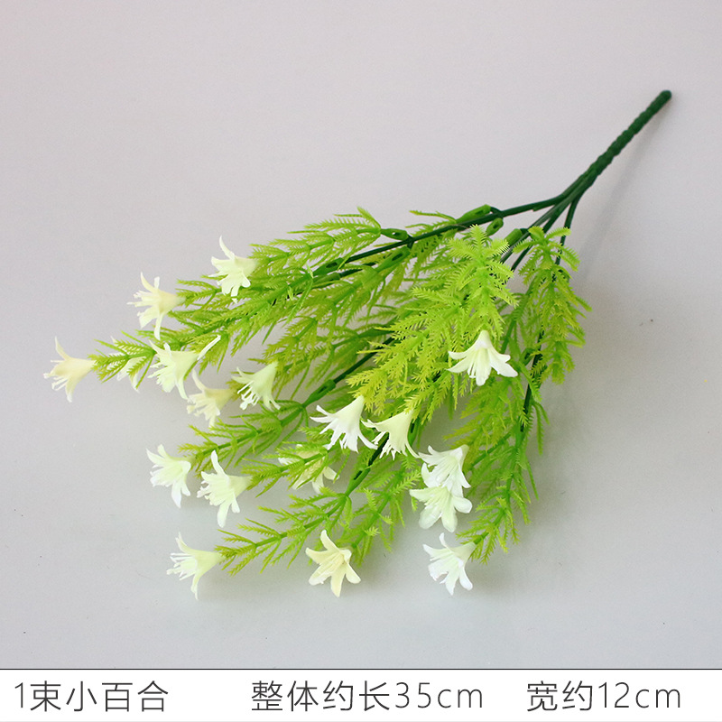 Ramo artificial pequeño lirio artificial flor artificial lirio pequeño mango paquete tela decoración flor arreglo flor suministro directo de fábrica