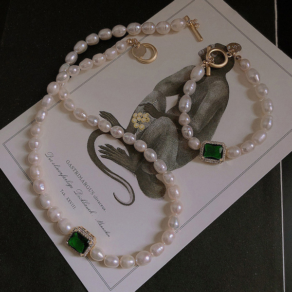 South Korean necklace from pearl