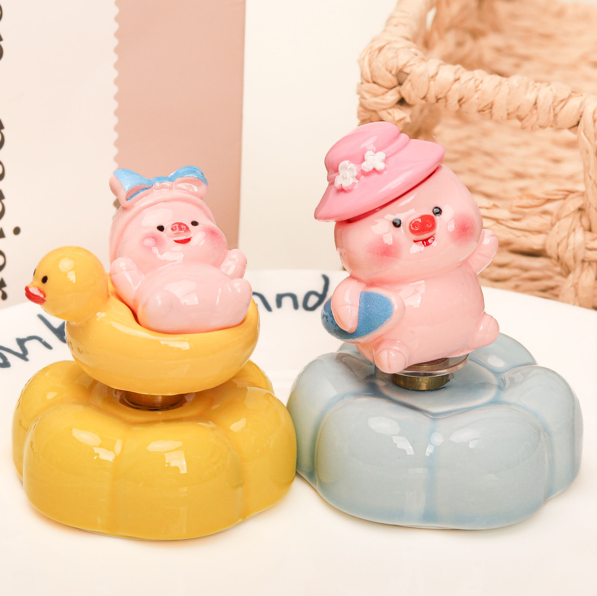 Jingdezhen Ceramic Base Water Park Pig DIY Ornament Stress-Relief Desktop Car Decoration