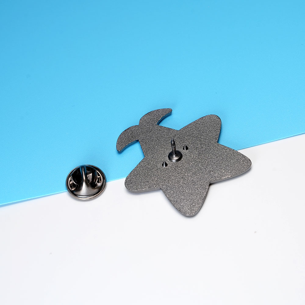 Stardew Valley game merchandise metal pin pixel farm game enamel badge game player collectible small gift