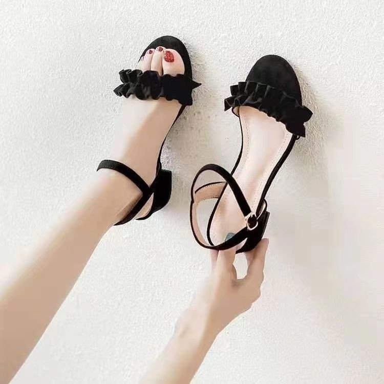 Sandalias de mujer Verano 2024 Nuevo tacón medio tacón grueso hebilla versátil zapatos de mujer estilo de hadas vestido de moda zapatos de mujer moda