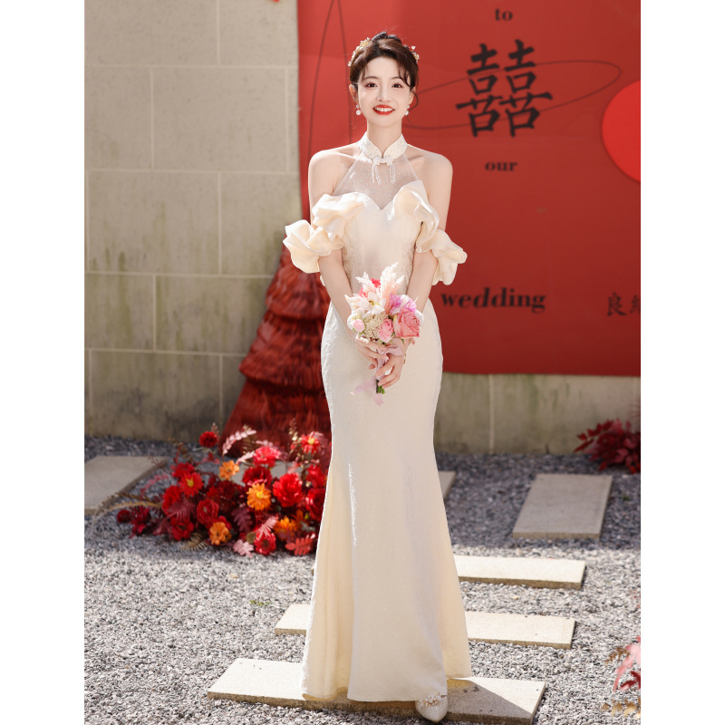 Engagement Dress with a High-End Feel, 2026 New Style, Toast Dress for the Bride, Fishtail Slim Fit, Halter Neck, Summer Long Style for the Wedding Banquet