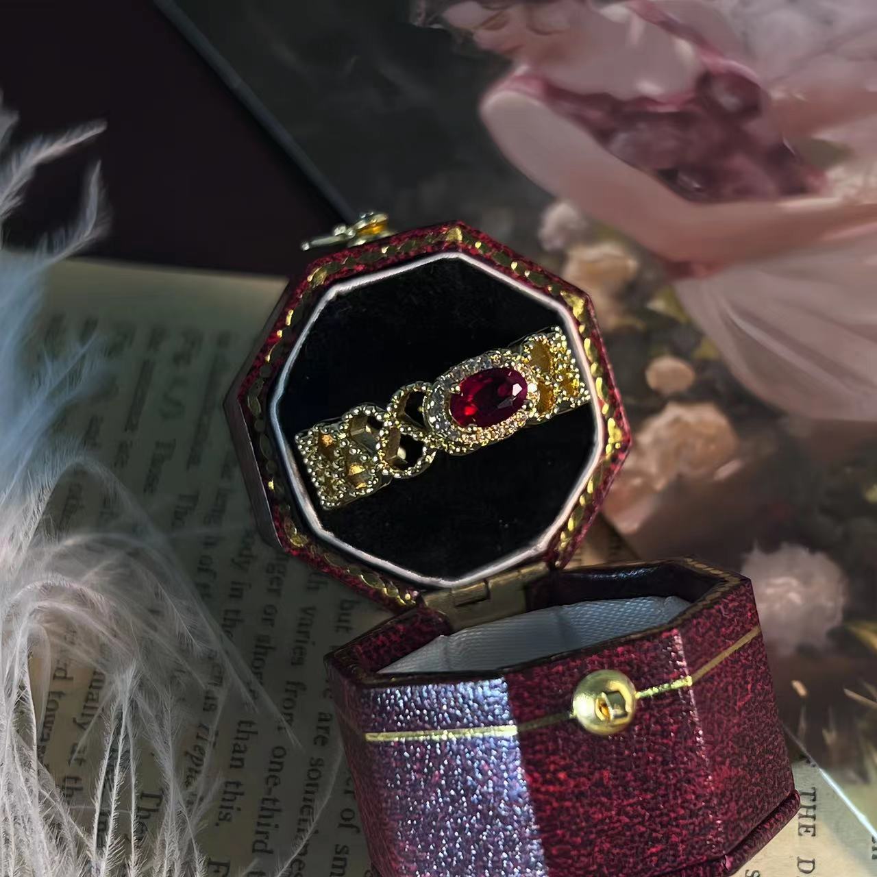 Cross-border live broadcast hot selling European and American niche design light luxury ring Ruby Palace style mid-Ancient open adjustable ring