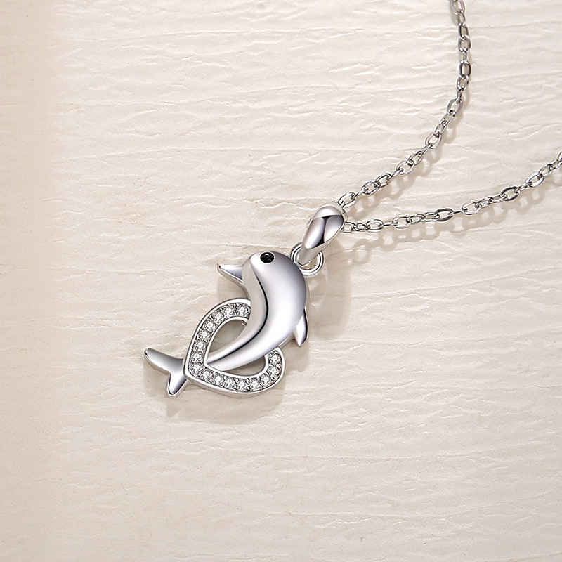 S925 plata esterlina delfín amor collar femenino neto rojo fresco Delfín de dibujos animados colgante clavícula cadena cuello