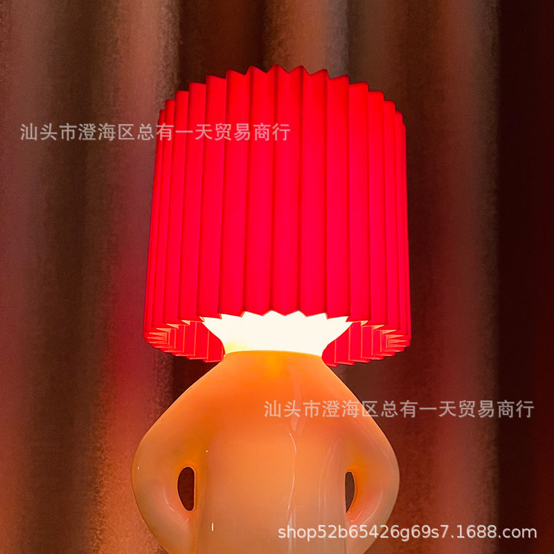 Lámpara de mesa de amor, creativo M R.P un poco tímido lámpara de mesa noche luz Naughty Boy lámpara de mesa Decoración