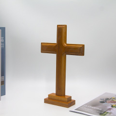 クロスボーダー新商品クロス立体彫刻家庭装飾置物現代シンプル台座木製工芸品
