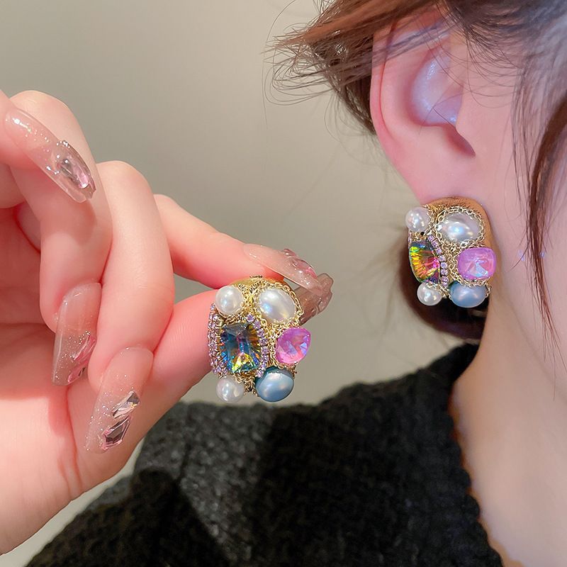 1 Pair Casual Elegant Lady Geometric Bow Knot Inlay Imitation Pearl Zircon Drop Earrings display picture 1