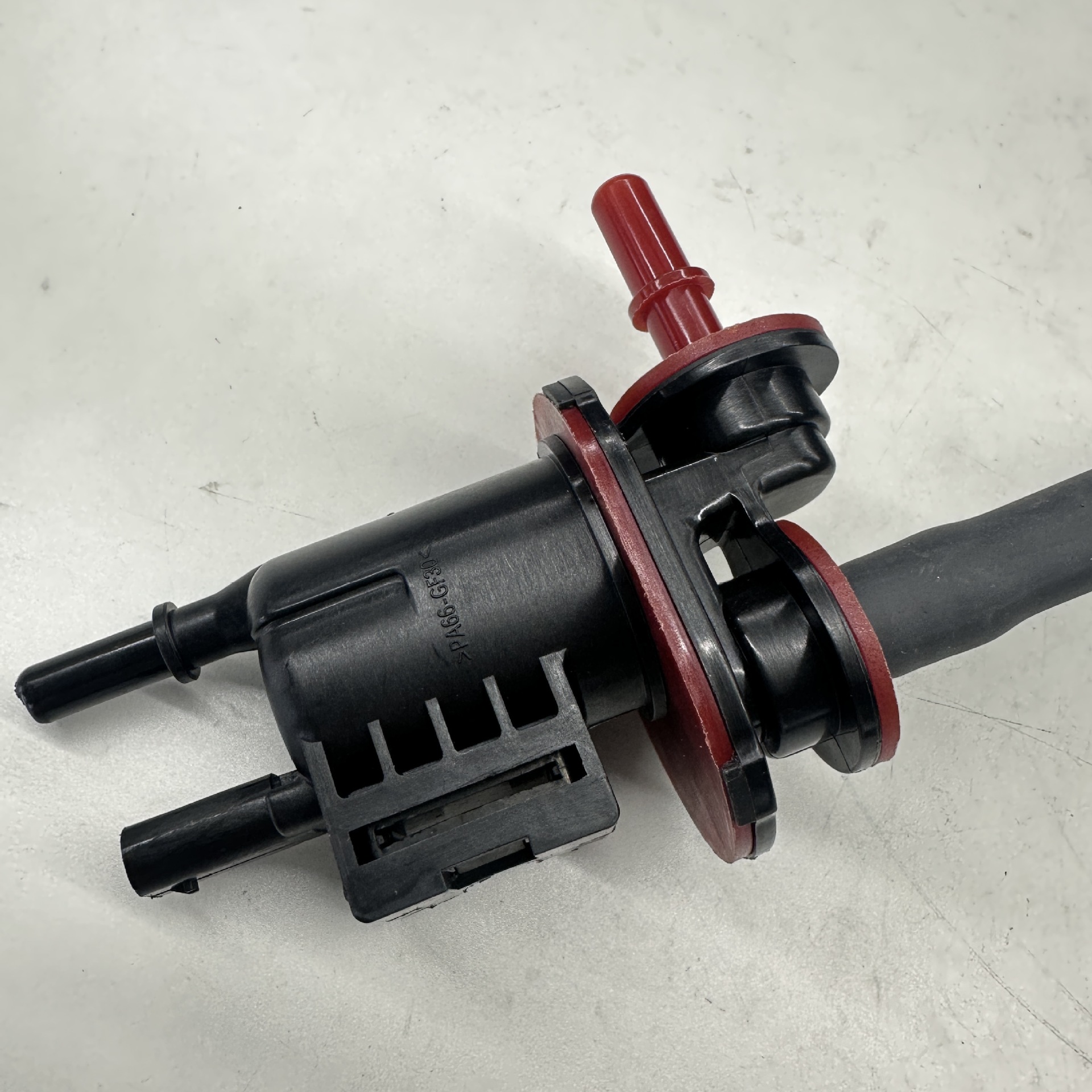 Suitable for Ford Carbon Canister Solenoid Valve 2018-2025 Short Model Jl3Z-9B325-C