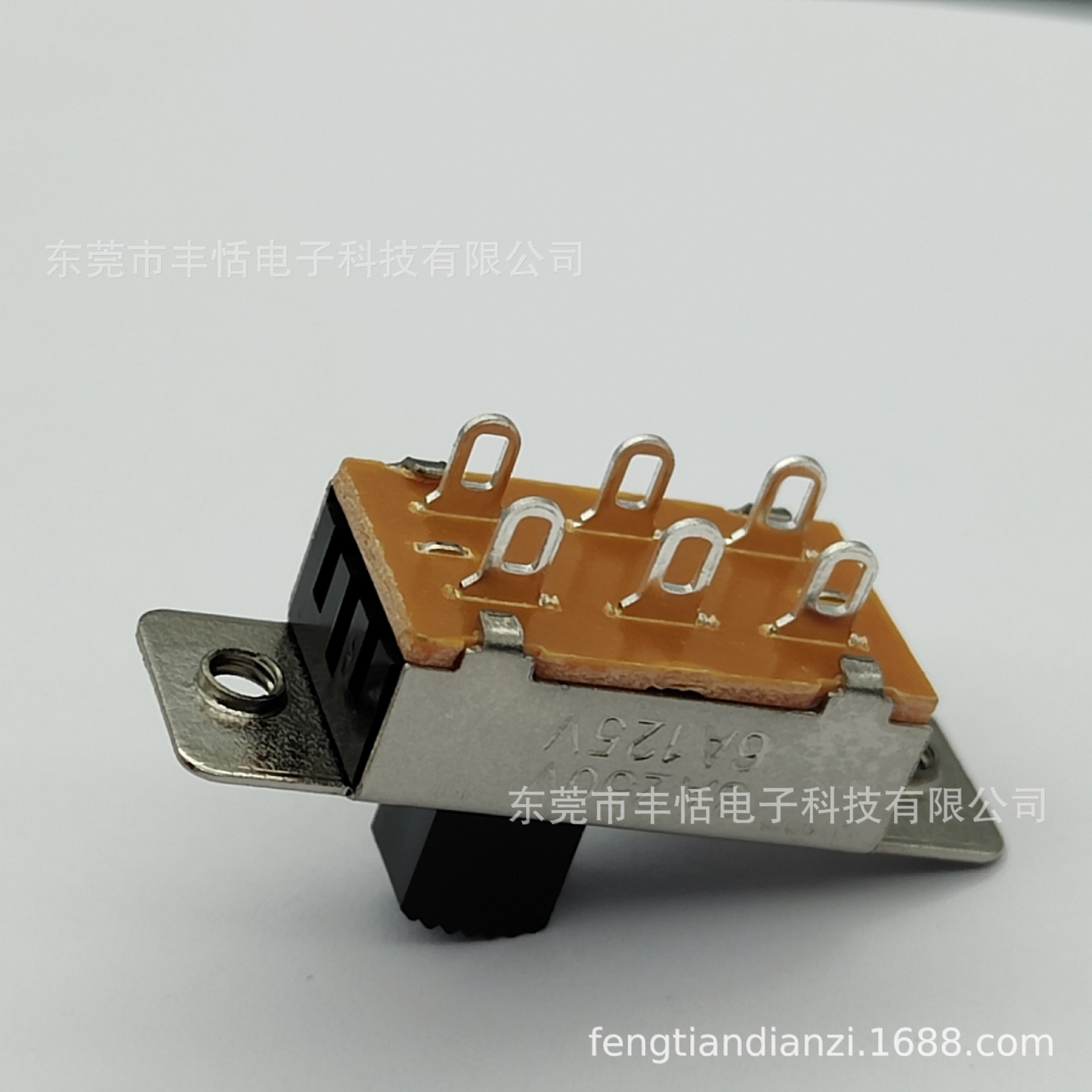 供应SS23E28三档转换开关SS22K28冰箱两档拨动开关拖到机电源开关