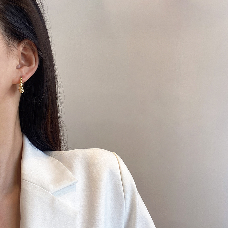 Pendientes de borla de metal de moda europea y americana, pendientes geométricos simples de estilo frío transfronterizo