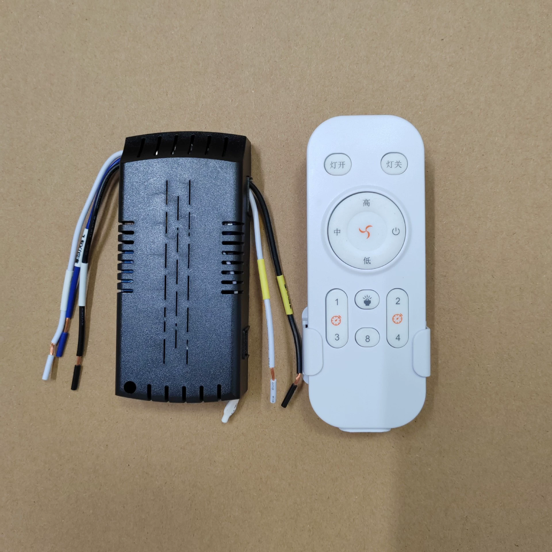 3-скоростной регулируемый потолочный вентилятор, универсальный пульт дистанционного управления с фонариком, пульт дистанционного управления, приемник, невидимый вентилятор, светильник