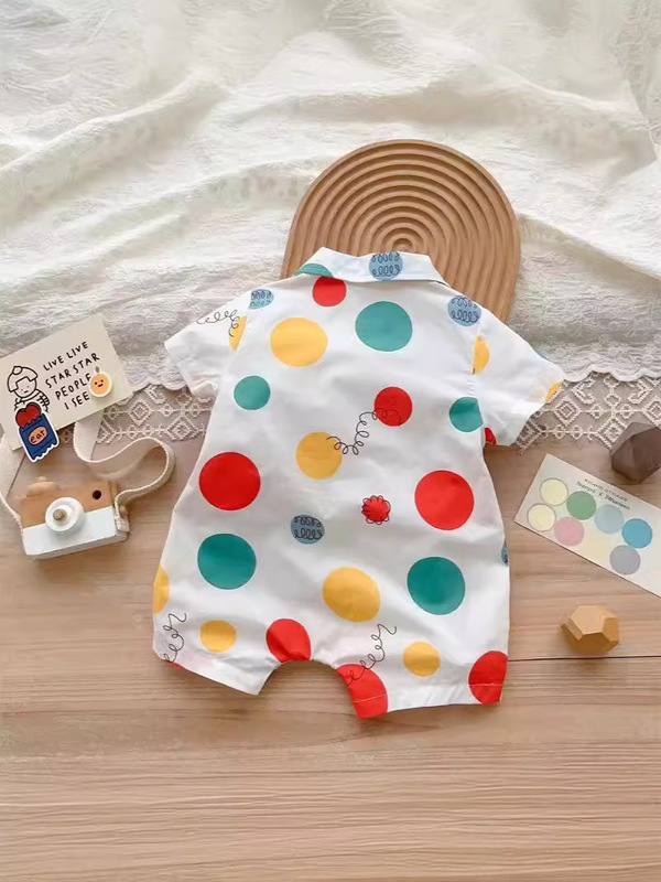 男の子の夏服のワンピースの半袖のシャツの服の赤ちゃんの夏の薄いタイプの波の点の服の満月の百日間の服|undefined