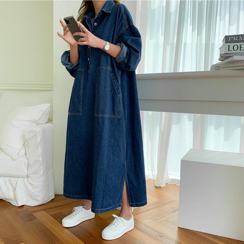2026 New Korean Retro Loose Plus-Size Stylish Youthful Denim Dress with a Turn-Down Collar and Side Slit