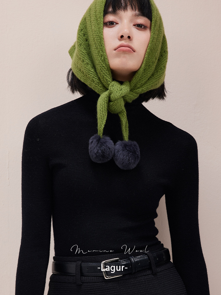 トップスは新年の赤色、シームレスな一体型揚子紡績100％ウールニット、女性用スリムフィットハイネックセーター