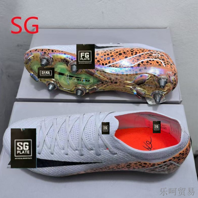 New Assassin 16 サッカーシューズ SG アイアンスチールネイルハイとローヘルプニット防水成人学生子供男性と女性 CR7|undefined