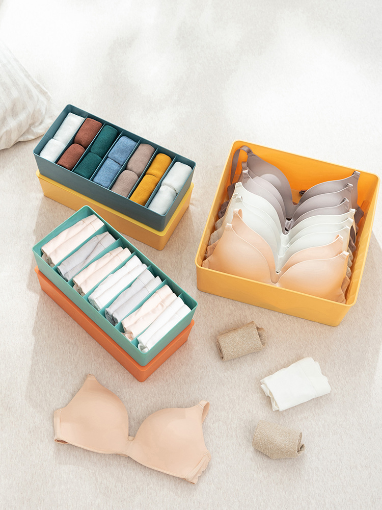 Caja de almacenamiento de ropa interior doméstica tres en uno dormitorio calcetines de sujetador de mujer ropa interior caja de almacenamiento de ropa interior fabricante en stock