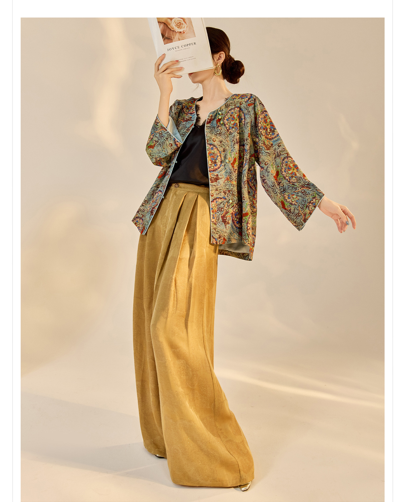 Áo khoác nữ phong cách Trung Hoa mới, cổ chéo, in thêu chỉ vàng, chất rayon cao cấp N8042 — màu xanh nhạt chi tiết 15