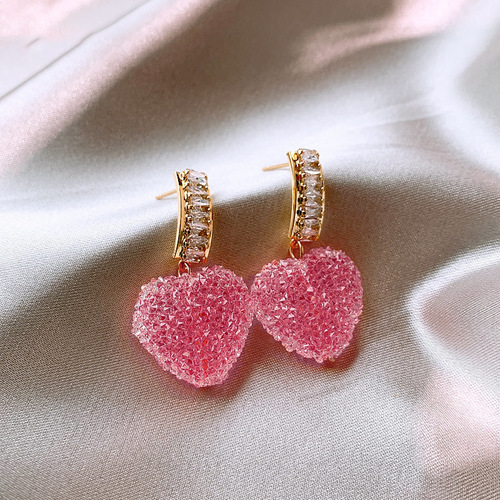 Sweet love gummy earrings for women  new fashion light luxury niche high-end earrings temperament cute earrings