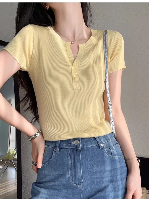 フレンチミルク黄色半ボタンvネック半袖tシャツ女性2025春夏修身洋気百合坑条ニット上着|undefined