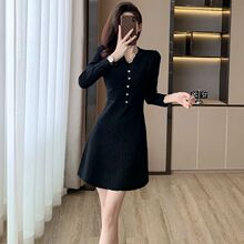 领新品新品气质新品连衣裙短裙新款修身毛衣裙女春秋新款女装