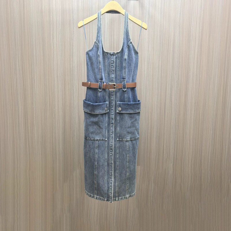 In-Stock 2026 Summer New Denim Halter Neck Dress, Sleeveless, High-Waisted, Slimming, with Belt and Pockets, Mid-Length Tank Dress In-Stock 2026 Summer New Denim Halter Neck Dress, Sleeveless, High-Waisted, Slimming, with Belt and Pockets, Mid-Length Tank Dress