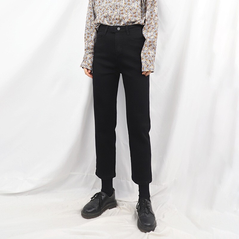 Black High-Waisted Straight-Leg Cropped Jeans for Women, 2026 Autumn and Winter New Popular Style, Slim Fit Cigarette Pants for Petite Figures Black High-Waisted Straight-Leg Cropped Jeans for Women, 2026 Autumn and Winter New Popular Style, Slim Fit Cigarette Pants for Petite Figures
