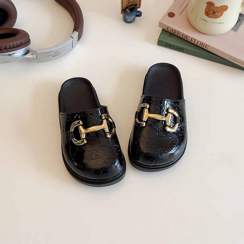 Summer children's fashionable universal slippers flat