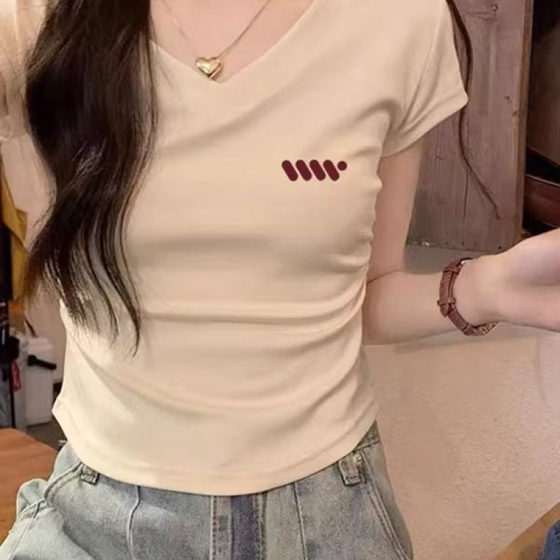 純綿夏の新しいスタイルの女性用Vネック半袖Tシャツ、スリムフィット、プリーツホットガールトップ|undefined