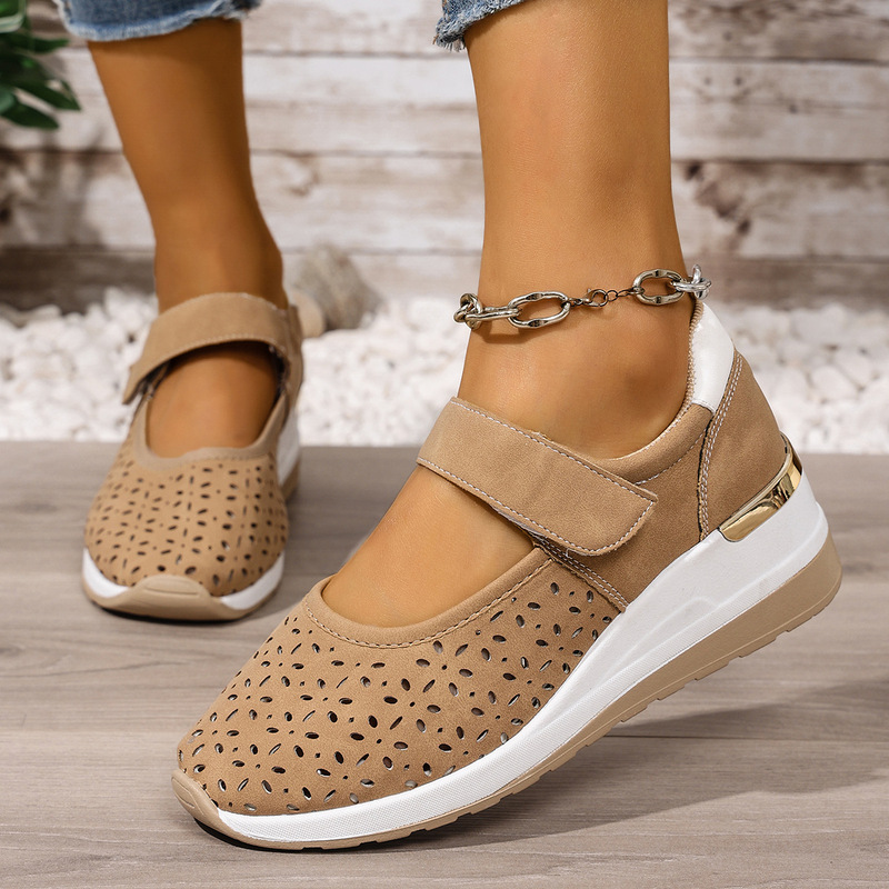 2025 New Summer Style Cut Out Breathable Clogs Women's Genuine Leather Thick-Soled Rocking Shoes Flats Large Size Sports Sandals