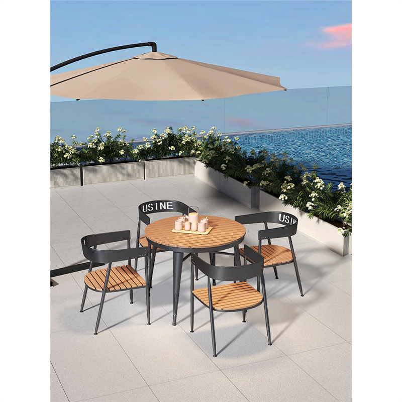 Mesas y sillas al aire libre Combinación de café Patio impermeable Mesa de comedor de ocio al aire libre Jardín Balcón al aire libre Mesa y sillas de madera de plástico