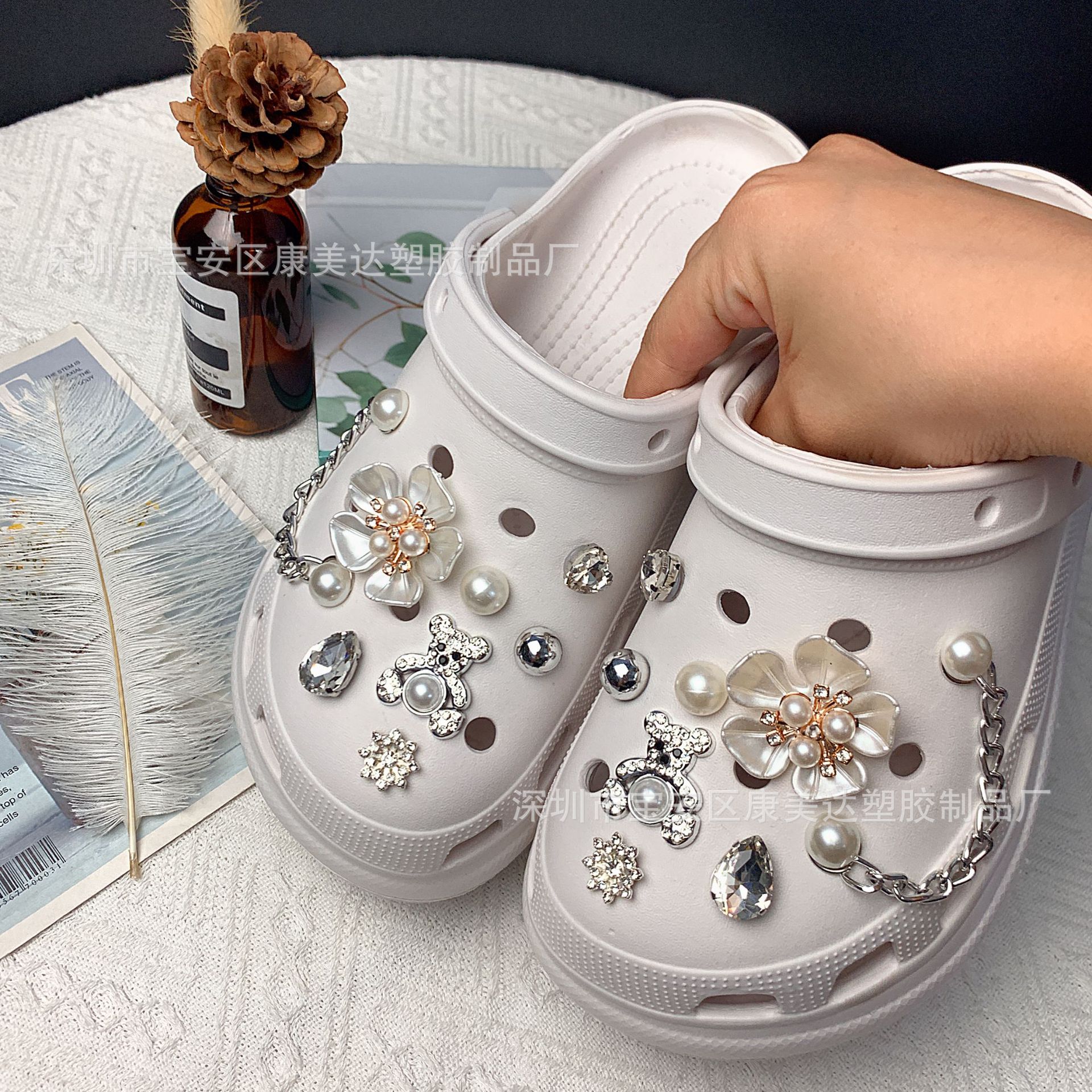 K132-Silver 곰 다섯 잎 꽃 세트 (신발 제외)