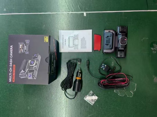 New 3inch Quad-Camera HD Dash Cam with Infrared Night Vision, IPS HD Screen, and WiFi Mobile Connectivity