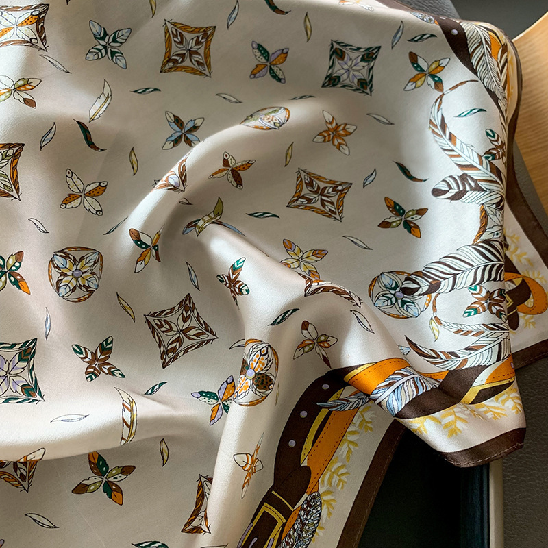 Versión coreana de todo fósforo primavera 2025 nueva moda 70 bufanda pequeña bufanda cuadrada mujer a juego camisa pequeña bufanda bufanda al por mayor