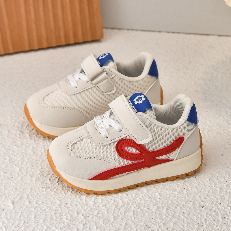 Zapatos Forrest Gump para niños, malla, transpirable, suela suave, antideslizante, primavera 2025, nuevos zapatos deportivos para niños y niñas, zapatos de cintura pequeños