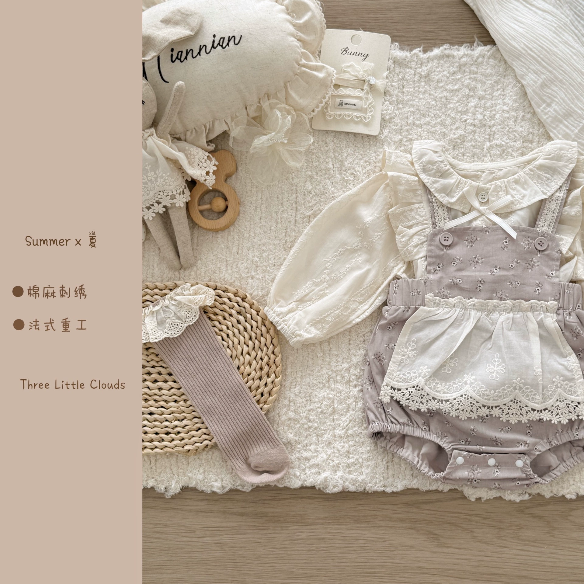 Spring bodysuit for early age, set, with embroidery