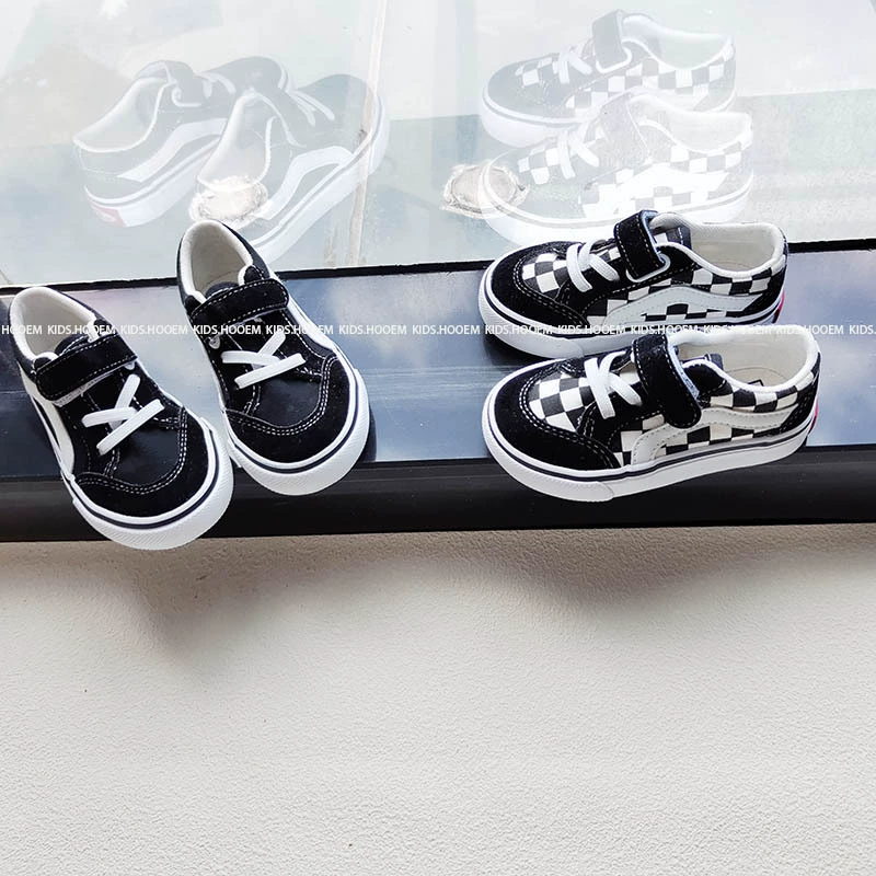 Детская обувь на холсте 2024 осенний новый стиль мальчиков и девочек черно-белая клетчатая обувь на мягкой подошве повседневная обувь для больших детей