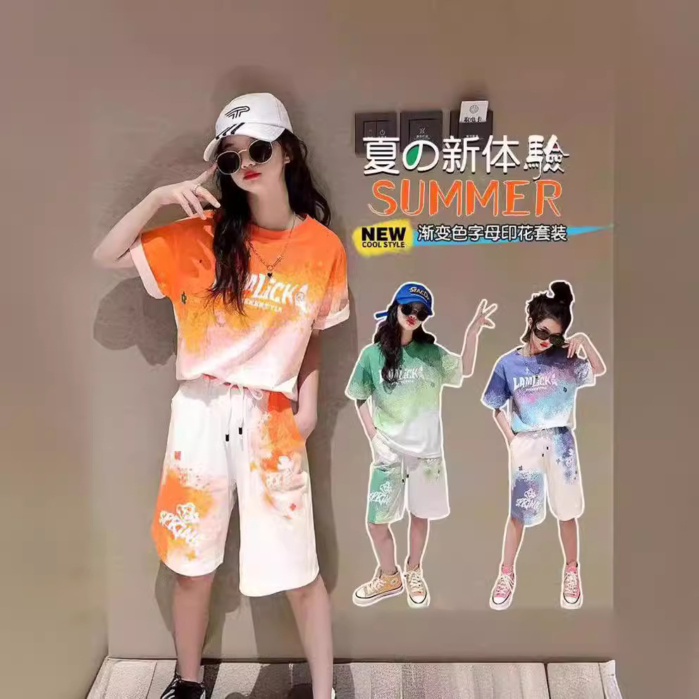 2024 nuevo traje casual de verano para niños y niños, traje de dos piezas de manga corta de moda de teñido anudado para niñas de verano