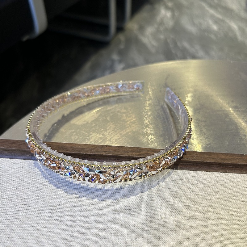 120g Weight Hair Band Hair Accessories Type 1 Piece Quantity Holiday, Daily Occasion Crystal Material Geometric Pattern All Seasons Season Women's Gender Vintage Style, Simple Style Style Vintage Style Simple Style Women's Geometric Crystal Hair Band 17
