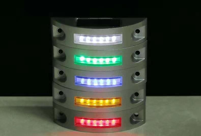 초승달 스파이크