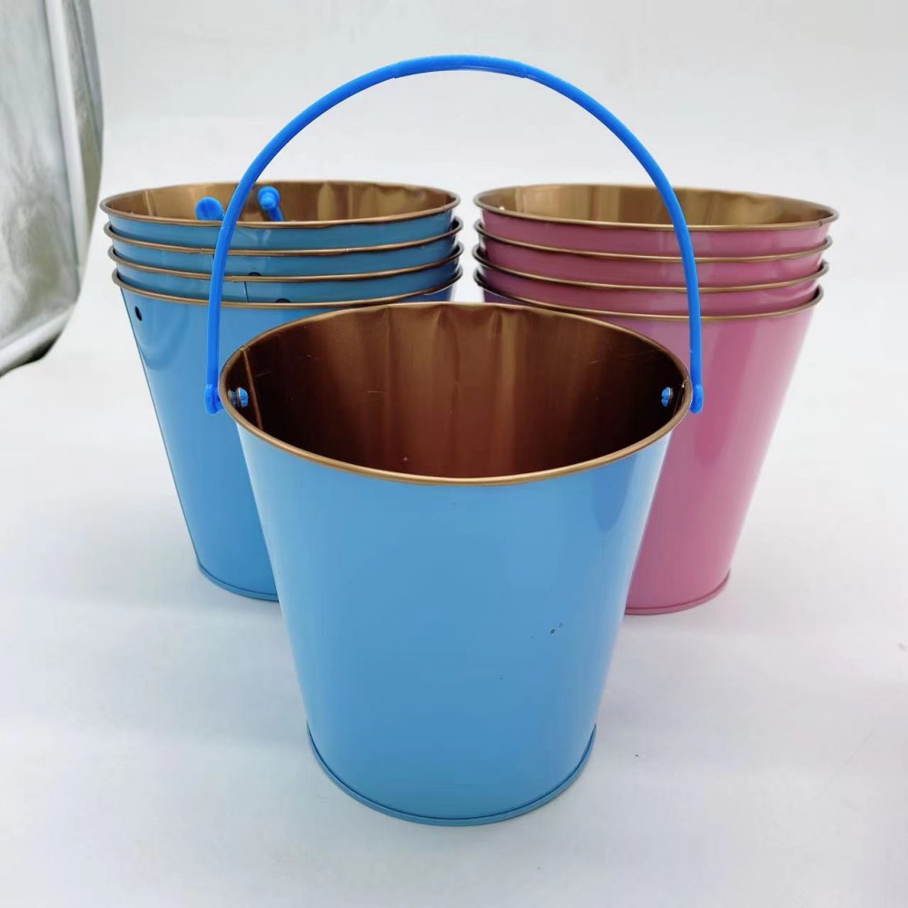 Fábrica de juguete para niños pequeño cubo de hierro arena Cubo de juego estilo pastoral color caramelo Playa puesto de cubo de hierro tienda de departamentos