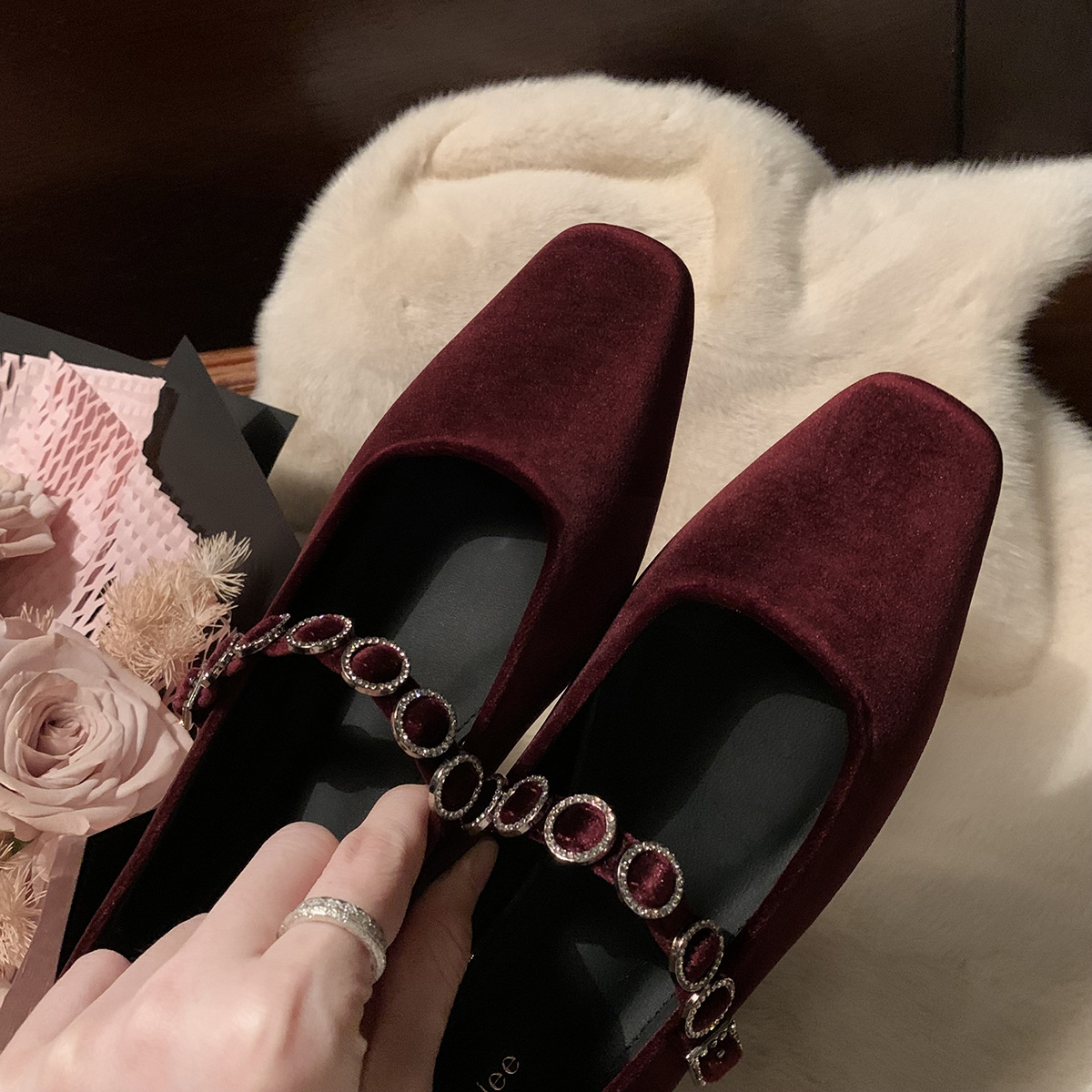 Versión de piel de oveja ~ Grape Madre estilo francés cuadrado superficial tacones altos con tacones bajos zapatos de zapatos Mary Jane para mujeres
