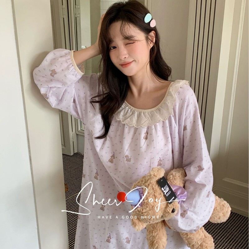 Autumn and Winter New Style Cotton Double-Layer Yarn Soft Lace Floral Loose Home Wear Long-Sleeved Skirt Purple Pudding Dog