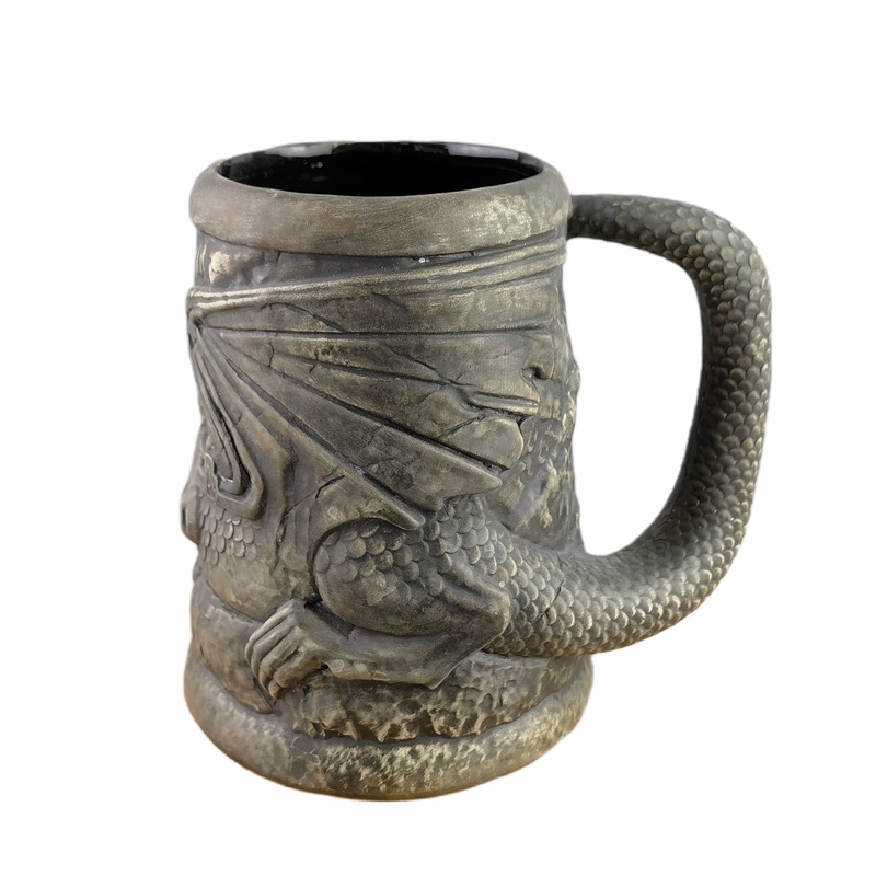 Juego de Tronos Taza de cerveza creativo pirata Gran taza de vino taza de cerveza con mango de cerámica alivio dragón taza bar personalidad