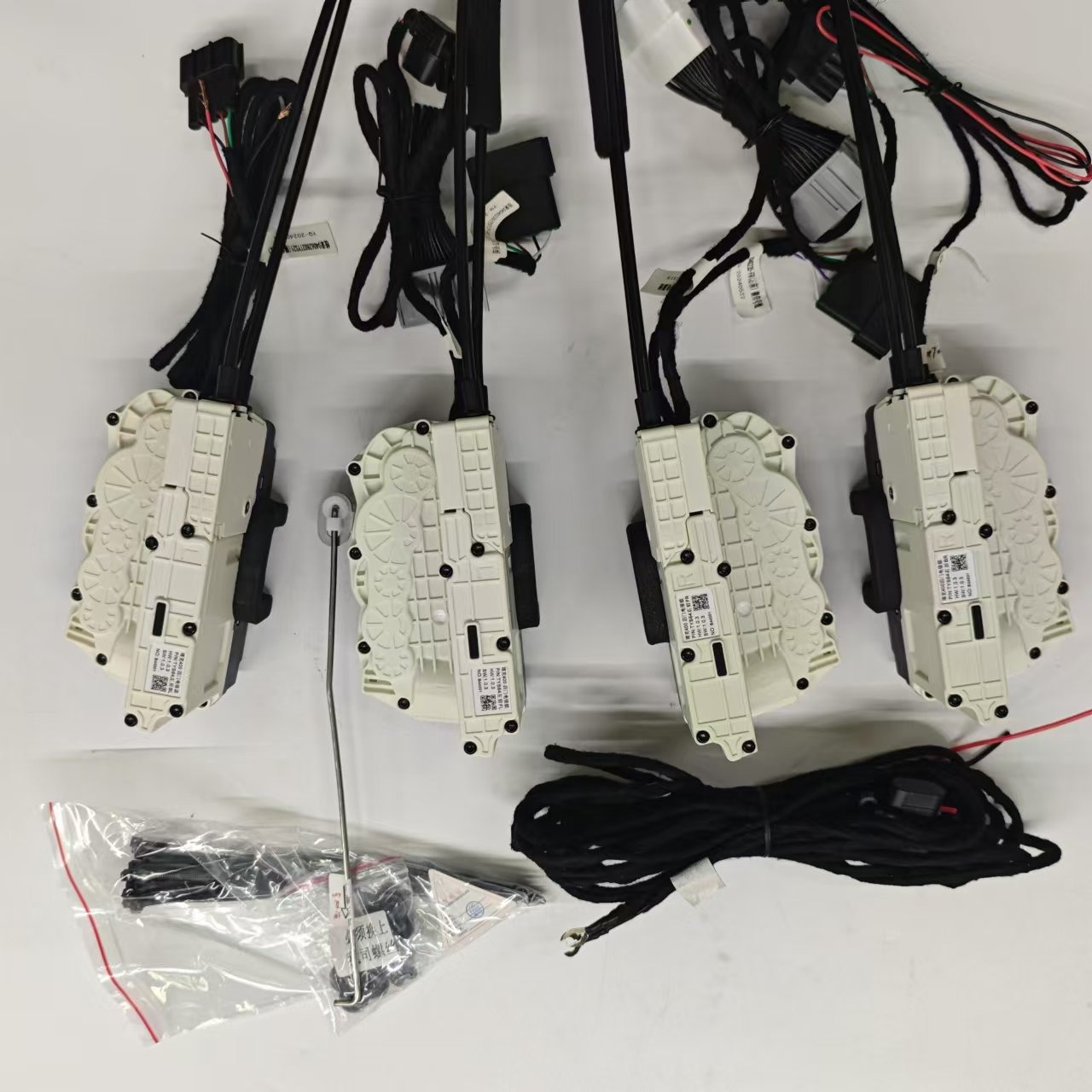 Suitable for the Ideal L6 Four-Door Electric Suction Lock Integrated Lock, Electric Suction Door, Vehicle-Specific, Non-Destructive Installation with Anti-Pinch Function