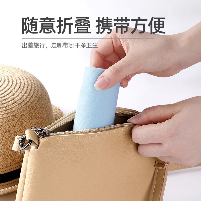 Toilet cushion winter toilet pad household plush four-season waterproof toilet sticker sticker universal washers