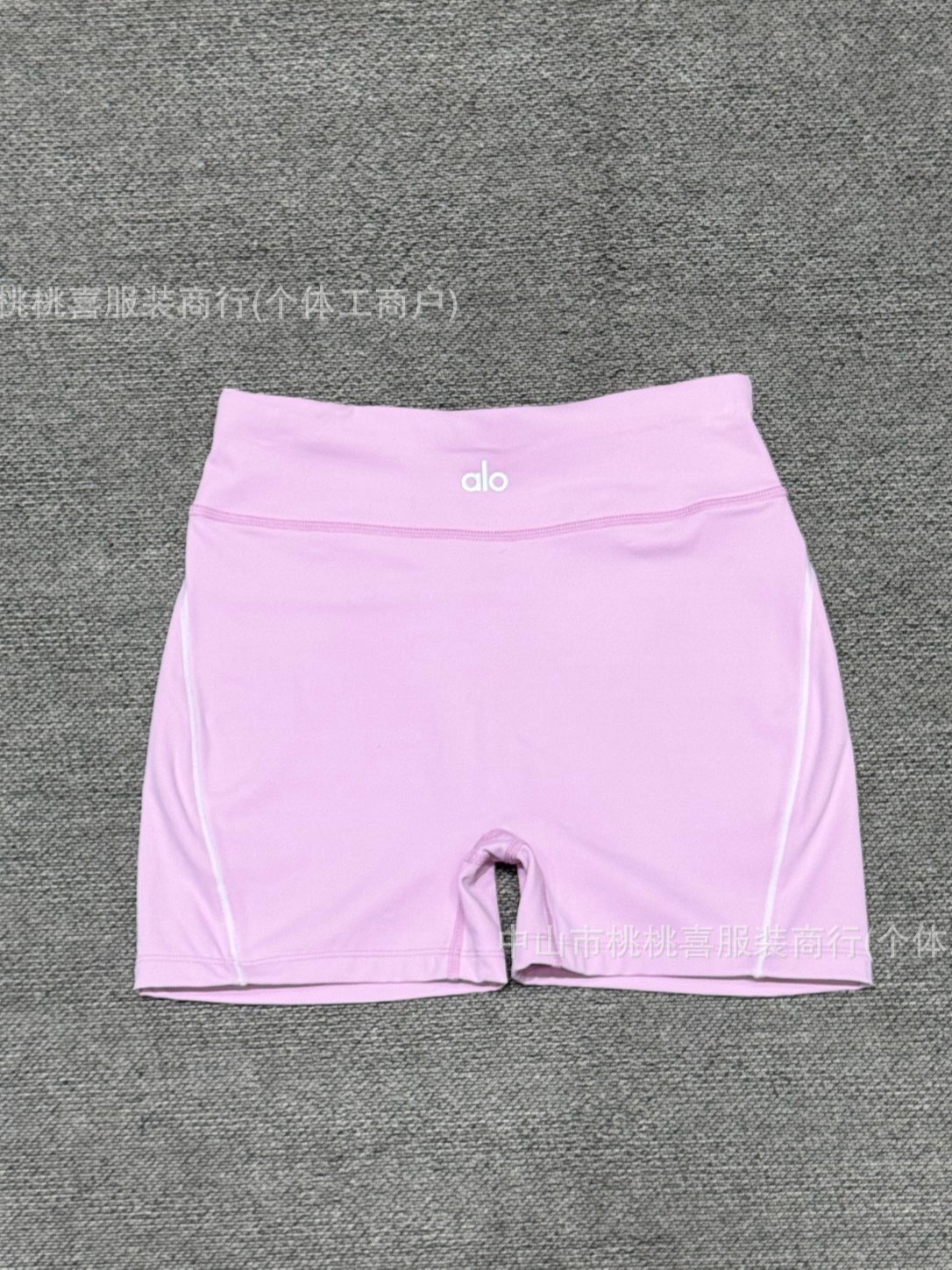 Inventario desnudo de alta elasticidad yoga conjunto de sujetadores de cintura de elevación de cadera línea de acondicionamiento de forma pantalones cortos de ejercicio al aire libre para mujeres