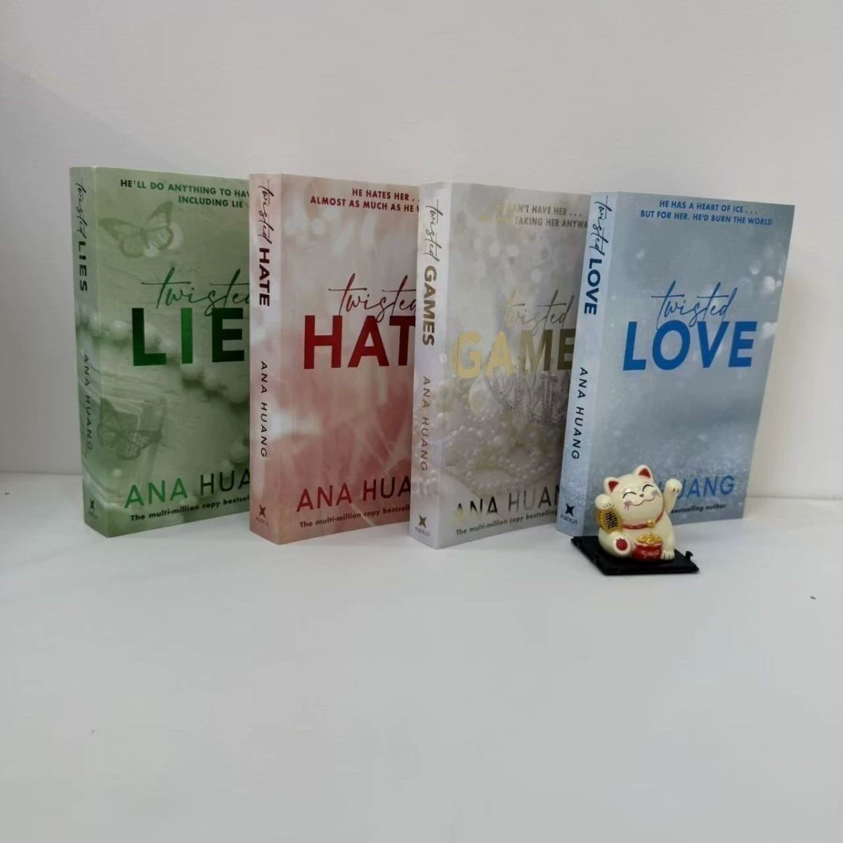 Набор книг (Ana Huang) серия Twisted Love — 4 мягкие обложки, английское издание