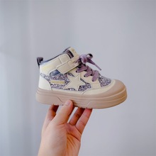 2025年冬季童鞋男童软底舒适运动休闲鞋韩版加厚保暖女童星星板鞋