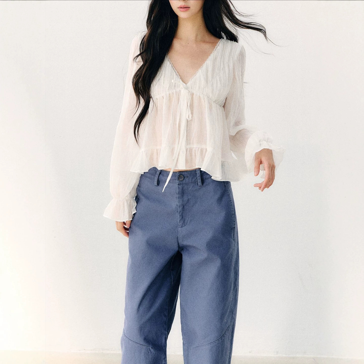 7Shift Y Creative Design Tie-up V-neck Chiffon Blouse with Double-Layer Ruffles, Slimming Long Sleeves, Pure and Sexy Loose Top