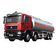 定制中国重汽汕德卡危险品运输车油罐车